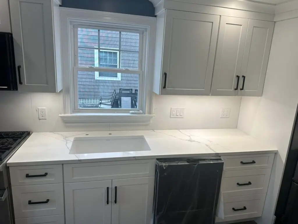 Is Porcelain Good for Kitchen Countertops? 1 Is Porcelain Good for Kitchen Countertops