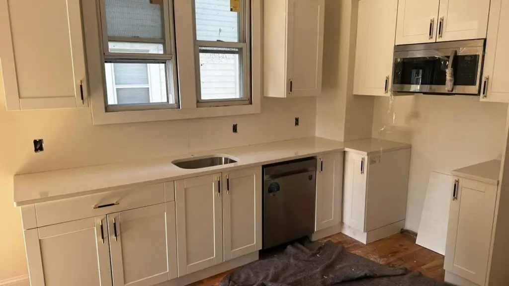Kitchen Countertop Repair Services: Restore Your Stone Surface 1 Kitchen Countertop Repair Services