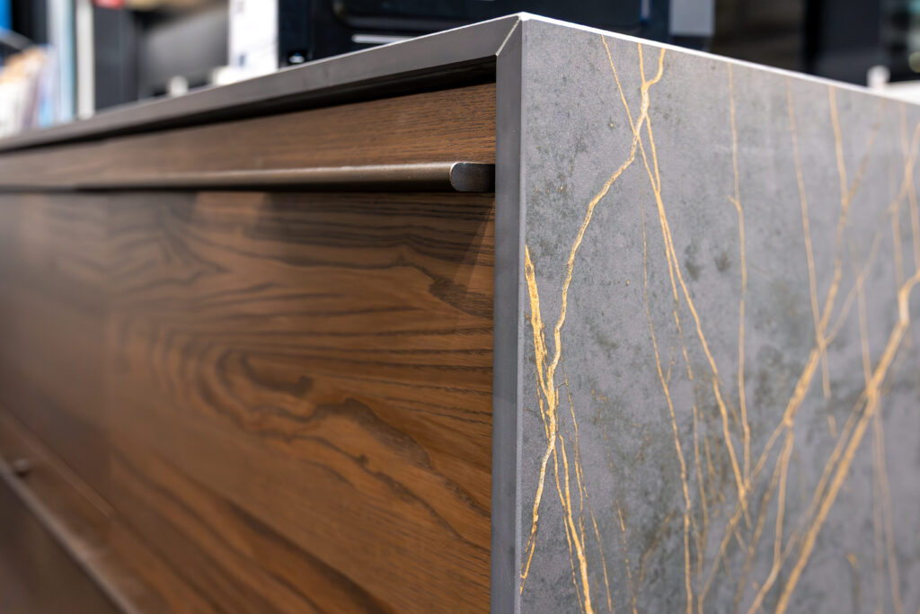 Quartz Countertops Pros and Cons 1 Quartz Countertops Pros and Cons Explained